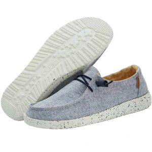 NWT Hey Dudes Women’s Wendy Chambray (Size 10)